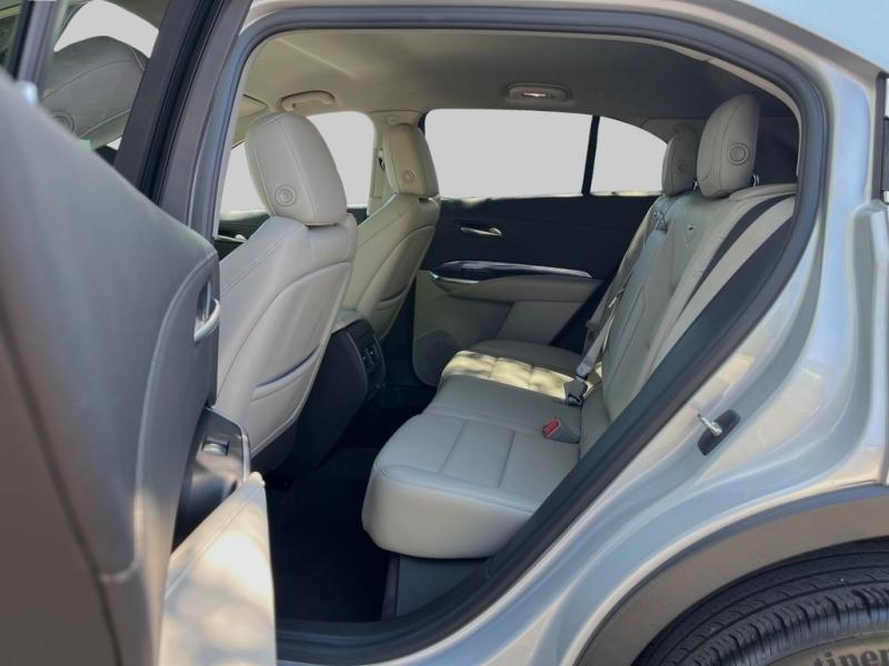 Cadillac Xt4 Luxury - Thumbnail 12