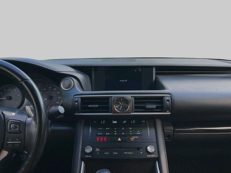 Lexus Is 300 - Thumbnail 16