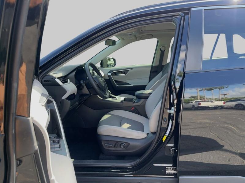 Toyota Rav4 Xle - Thumbnail 11