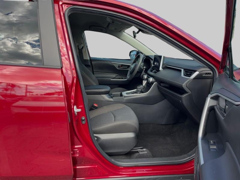 Toyota Rav4 Le - Thumbnail 14