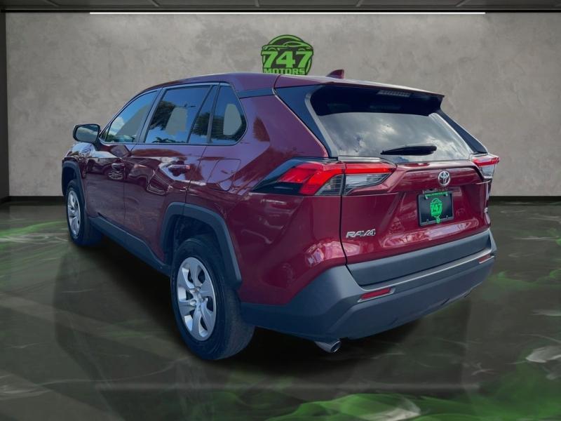 Toyota Rav4 Le - Thumbnail 4
