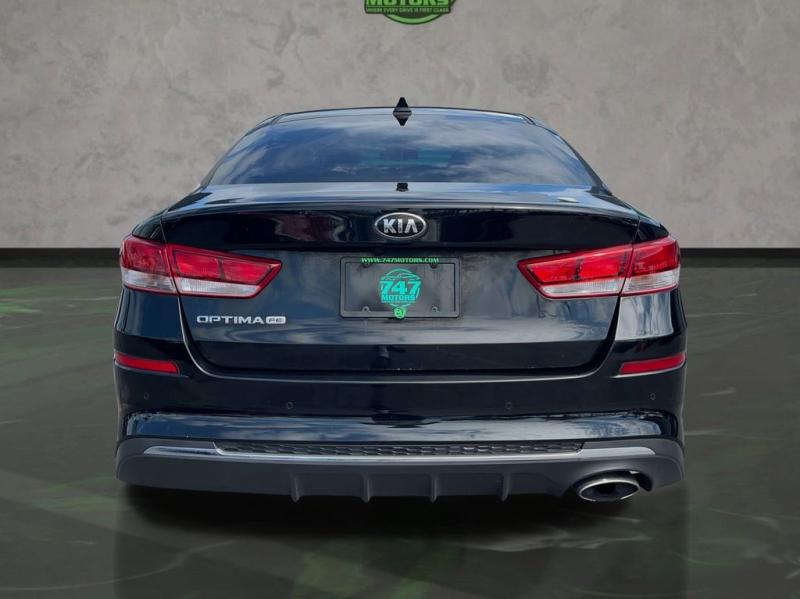 Kia Optima Lx - Thumbnail 5