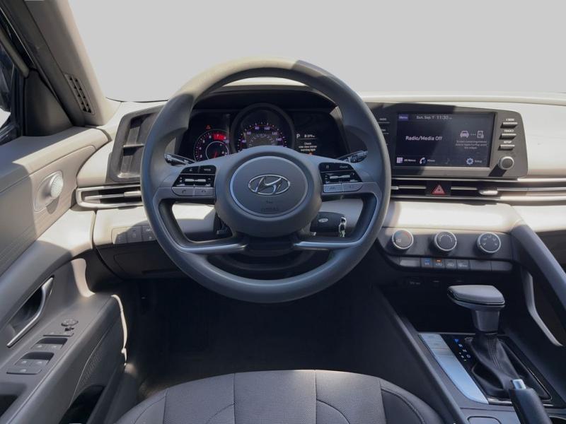 Hyundai Elantra Se - Thumbnail 18