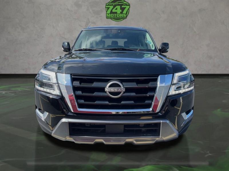 Nissan Armada Sv - Thumbnail 9