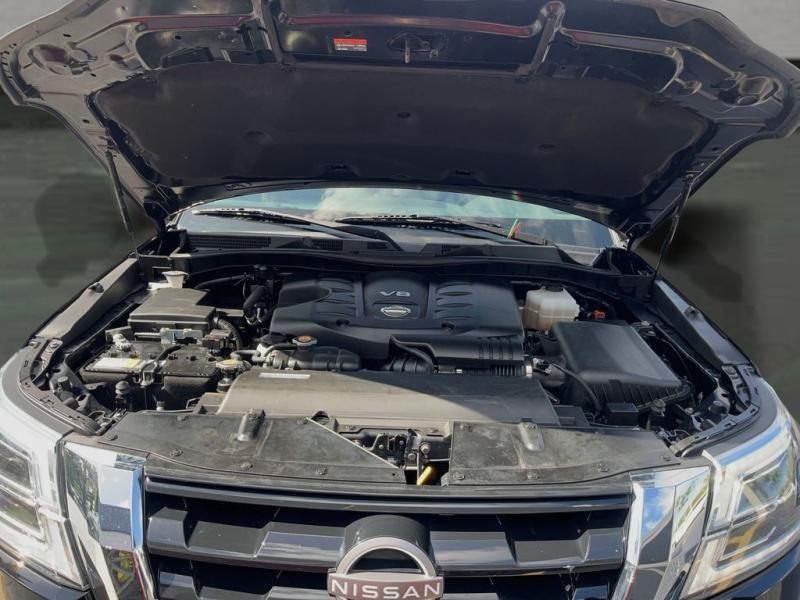 Nissan Armada Sv - View 1