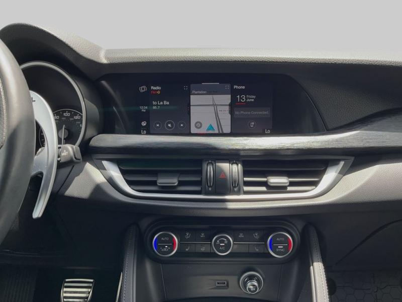 Alfa Romeo Stelvio Sprint - Thumbnail 16