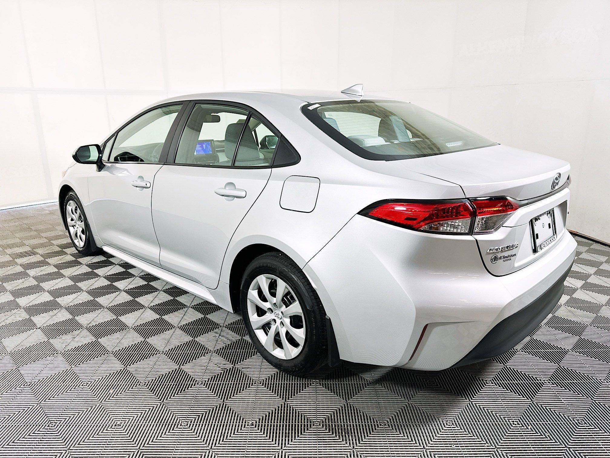 Toyota Corolla Le Fwd 4Dr Car - Thumbnail 6