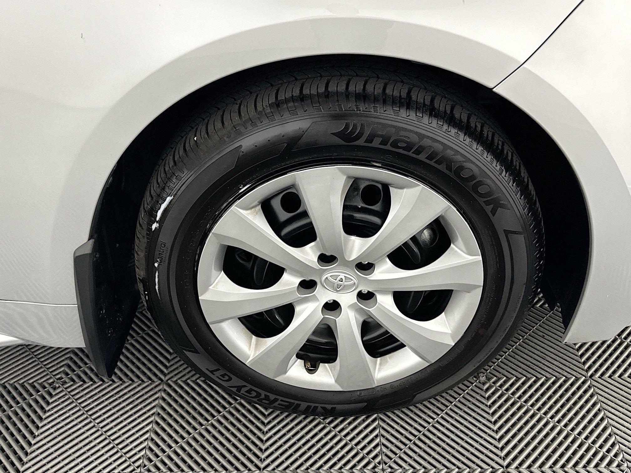 Toyota Corolla Le Fwd 4Dr Car - Thumbnail 12