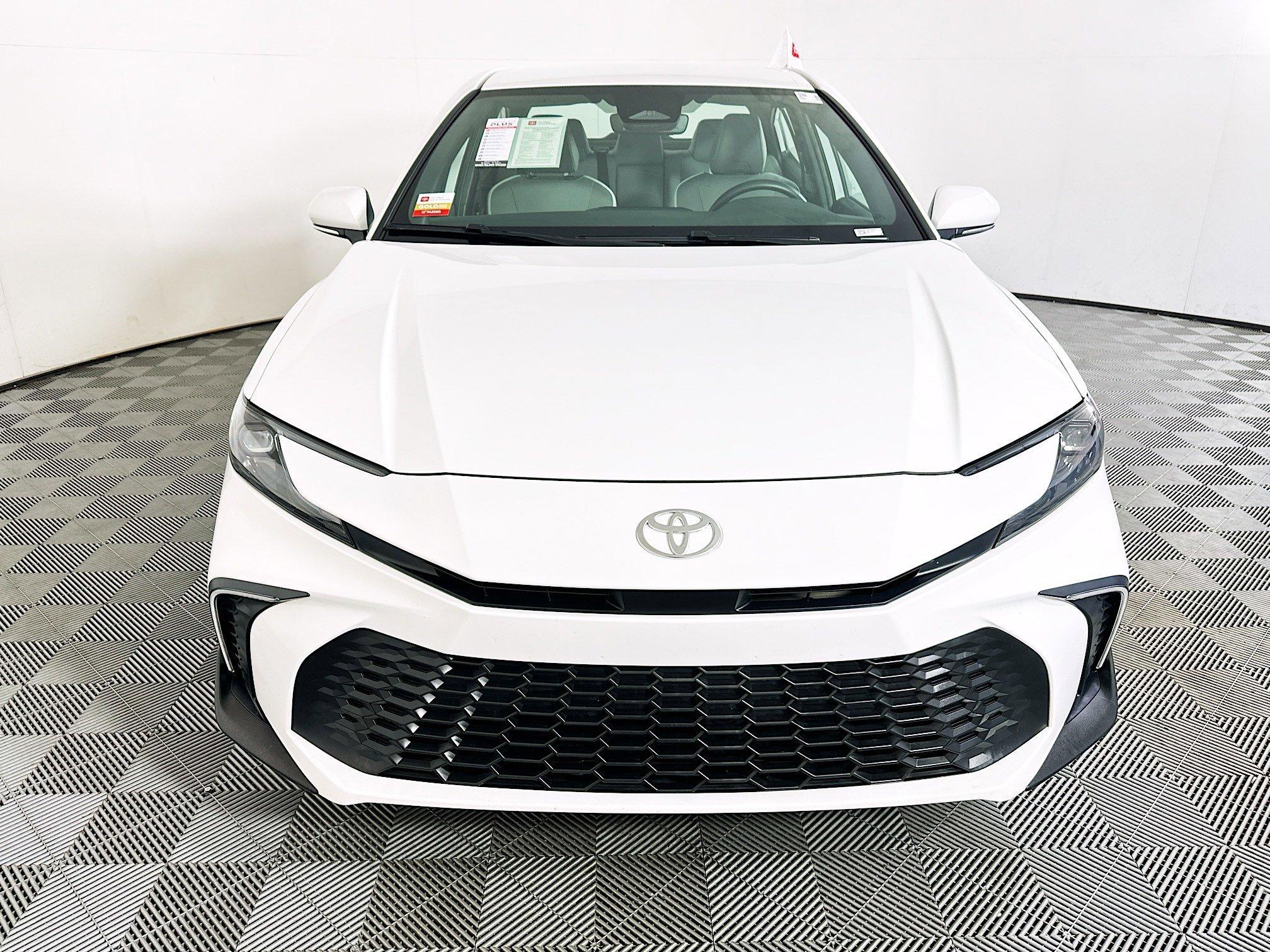 Toyota Camry Se Fwd 4Dr Car - Thumbnail 9