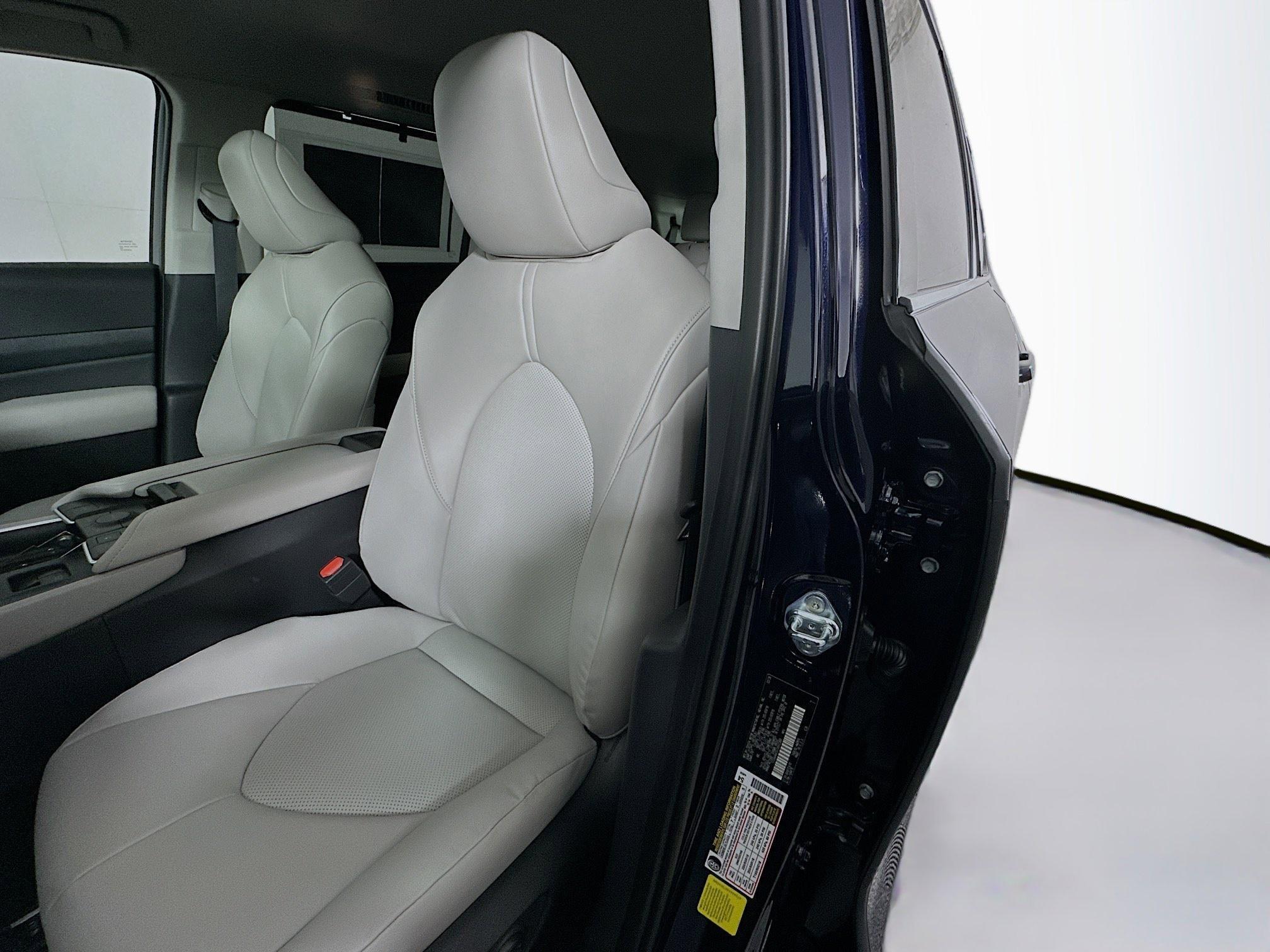 Toyota Grand Highlander Xle Fwd Sport Utility - Thumbnail 13