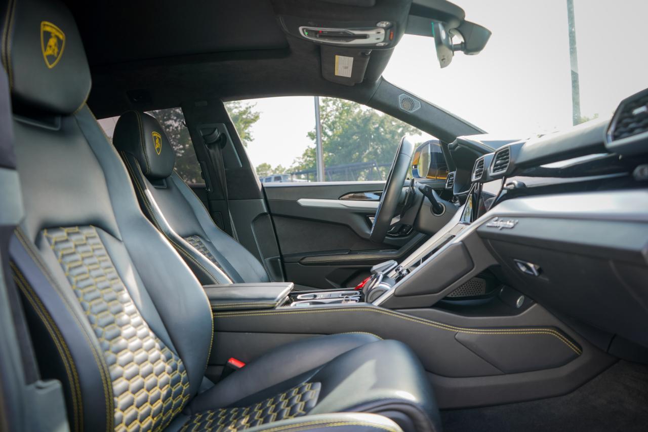 Lamborghini Urus - Thumbnail 10