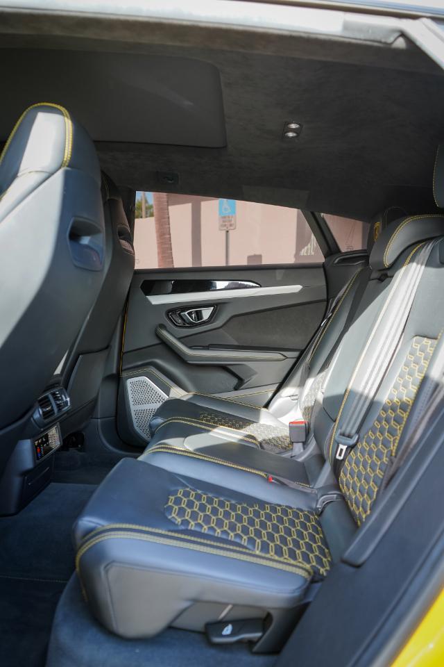 Lamborghini Urus - Thumbnail 19