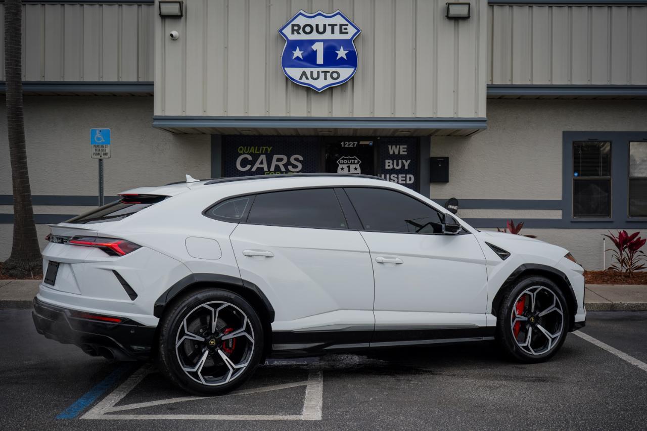 Lamborghini Urus - Thumbnail 5