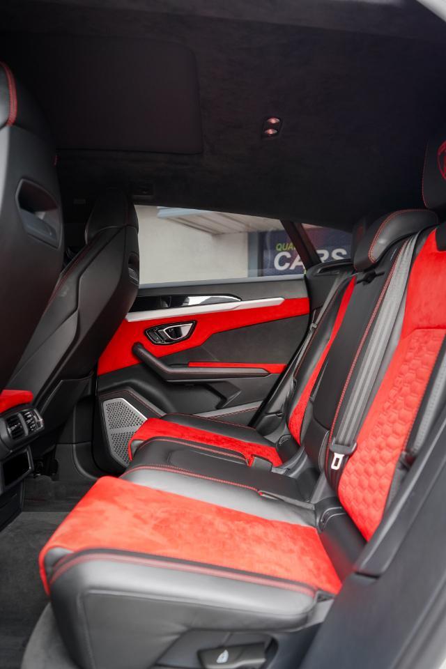Lamborghini Urus - Thumbnail 16