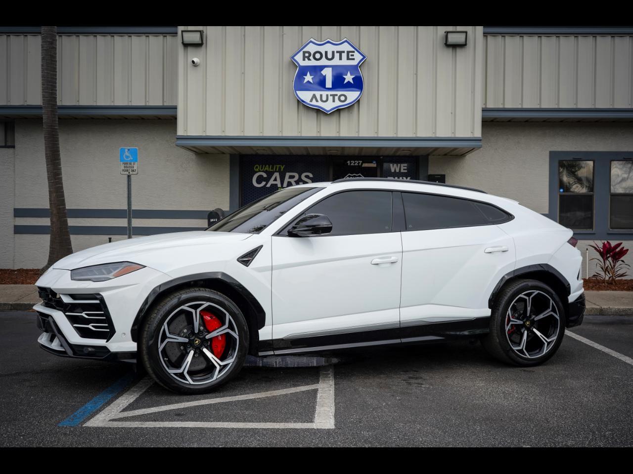 Lamborghini Urus - View 1
