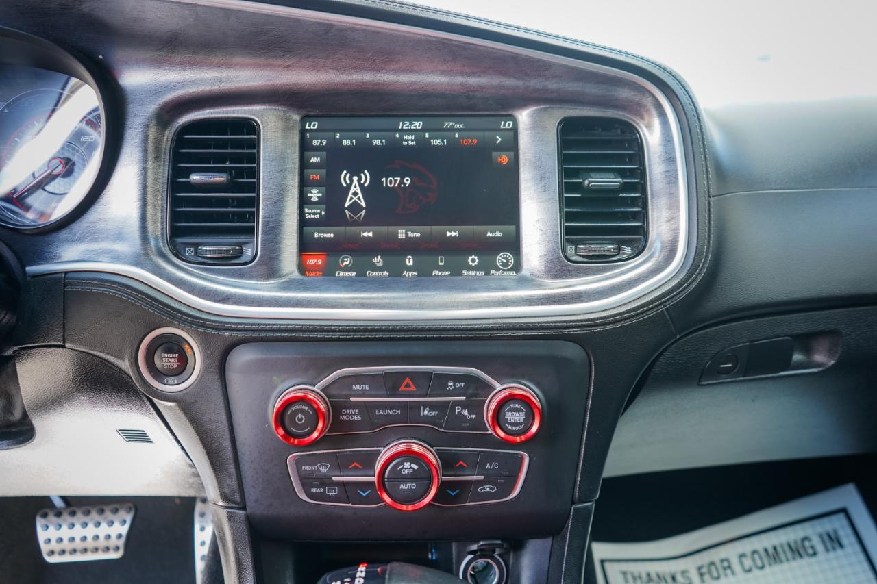 Dodge Charger - Thumbnail 13