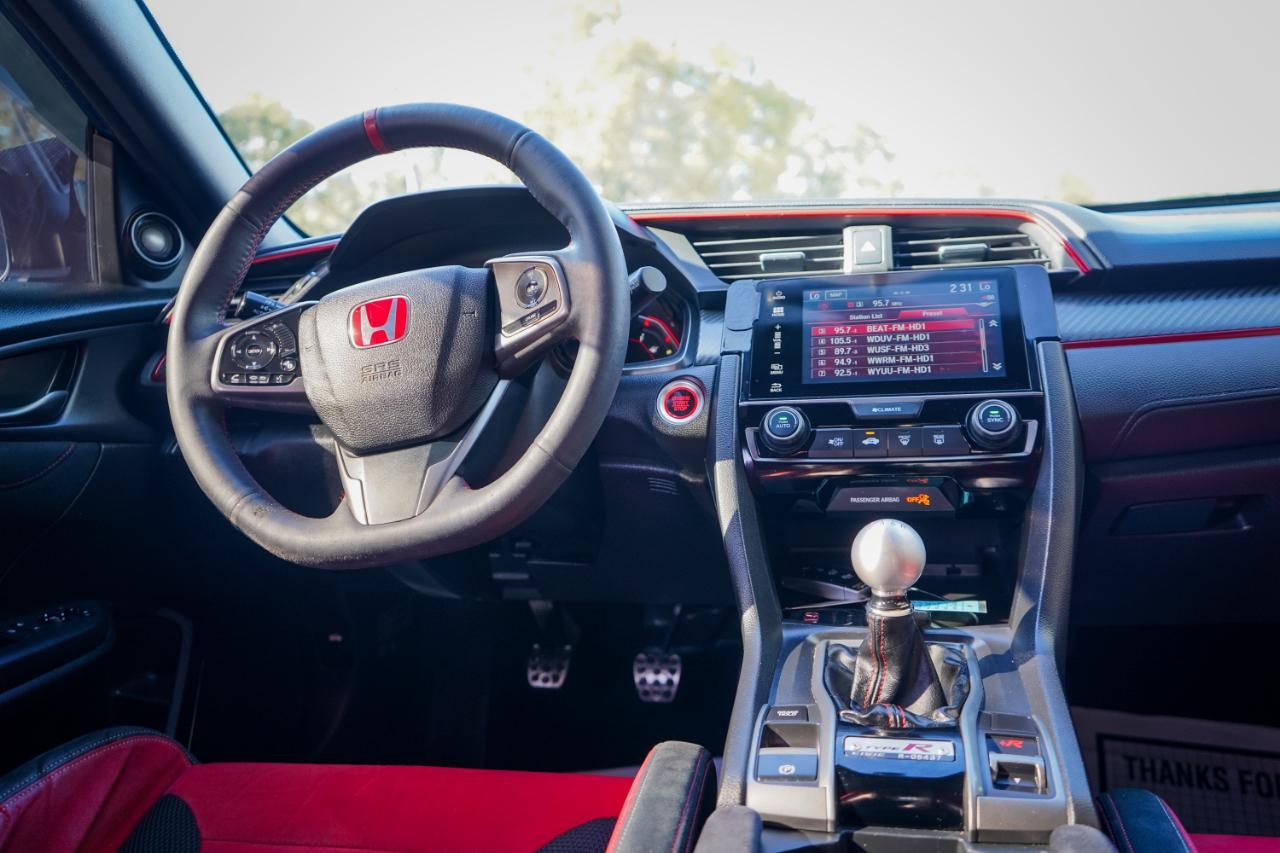 Honda Civic - Thumbnail 10