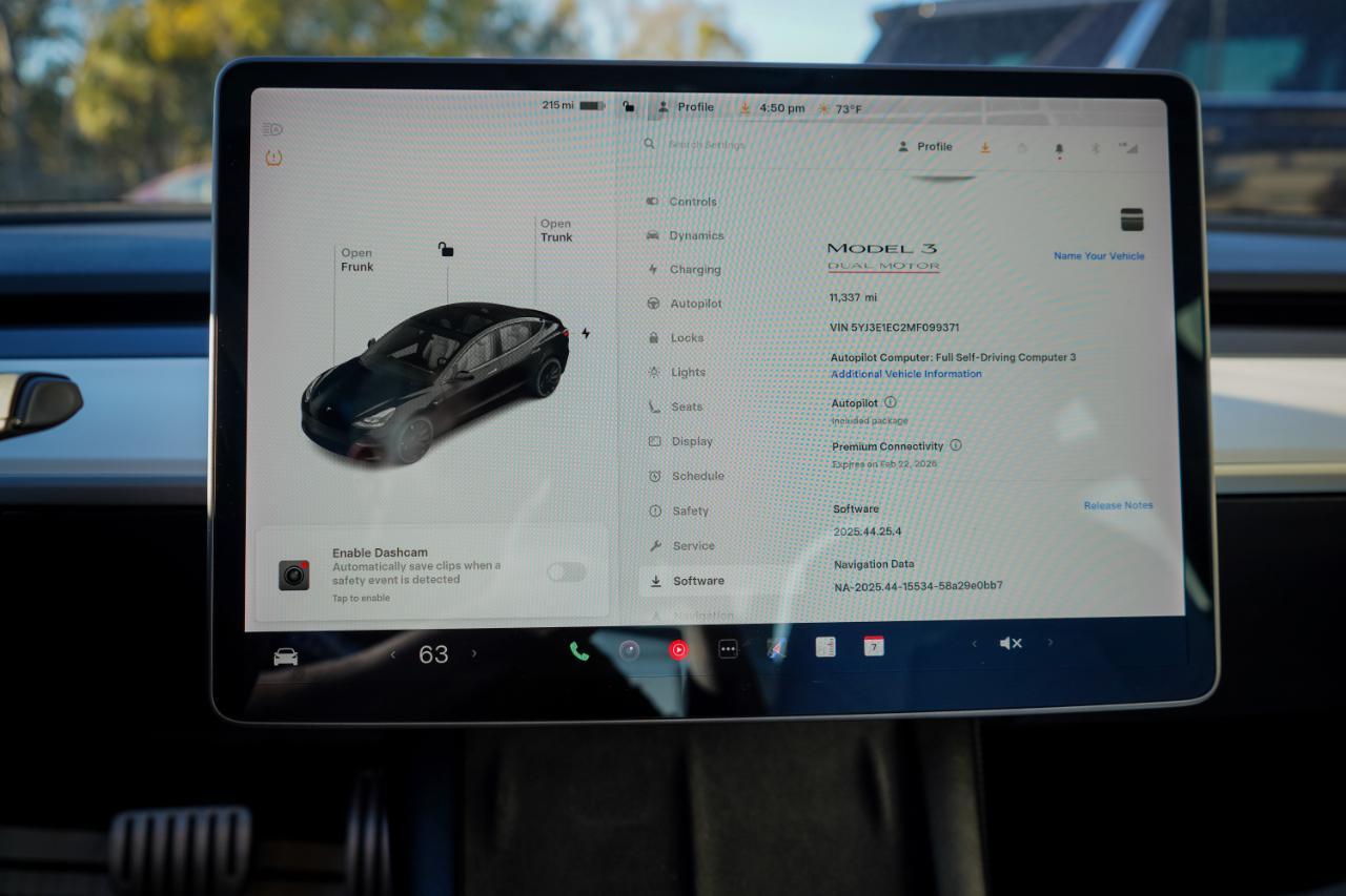 Tesla Model 3 - Thumbnail 10