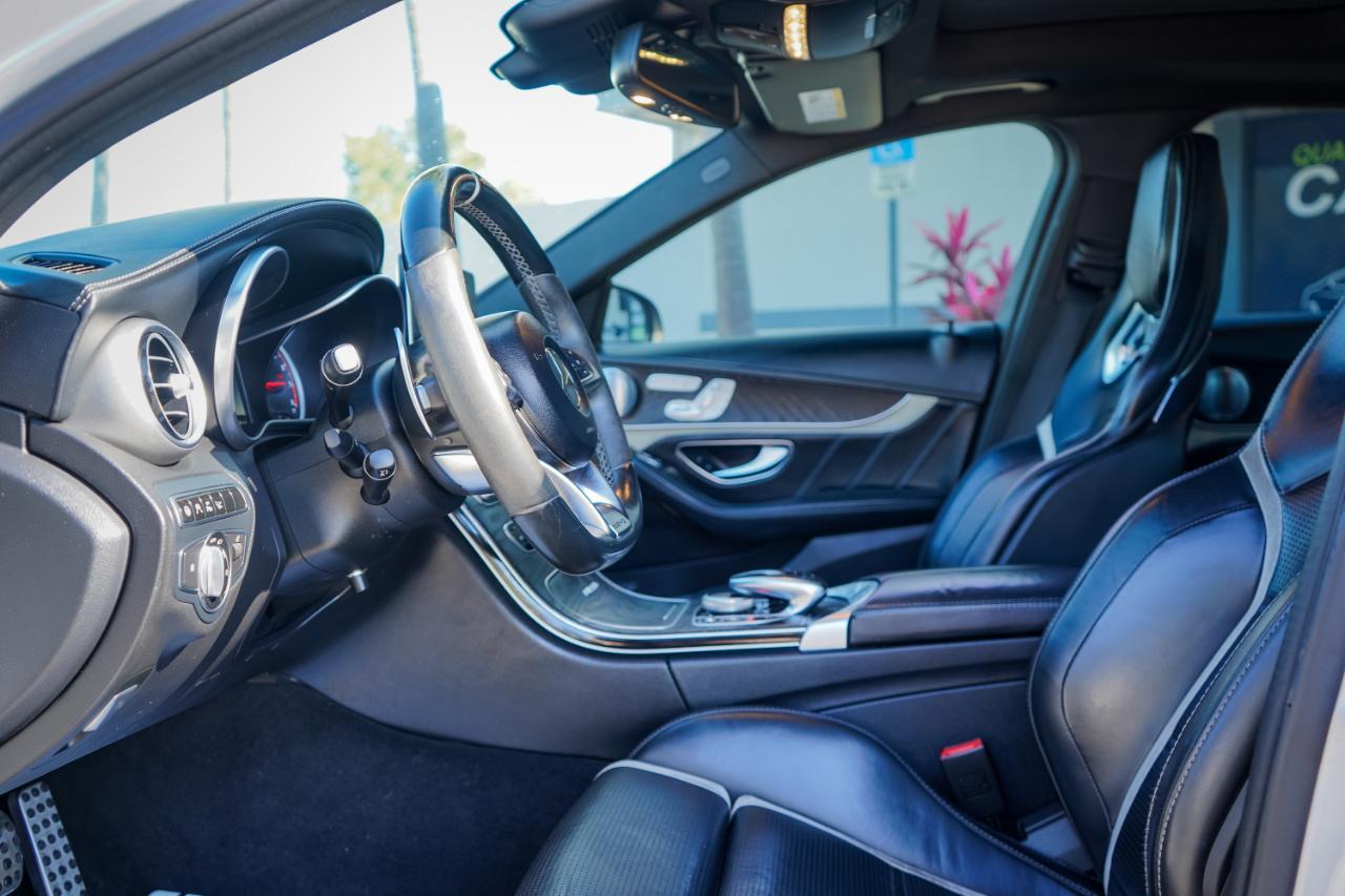 Mercedes-Benz C-Class - Thumbnail 9