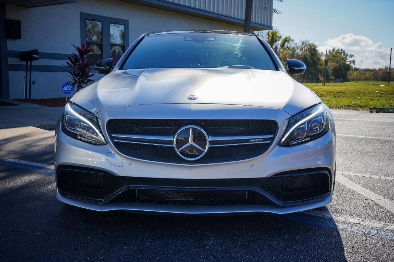 Mercedes-Benz C-Class - Thumbnail 3