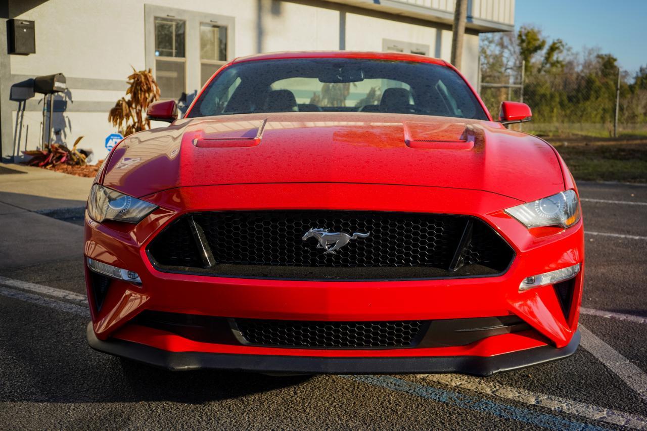 Ford Mustang - Thumbnail 3