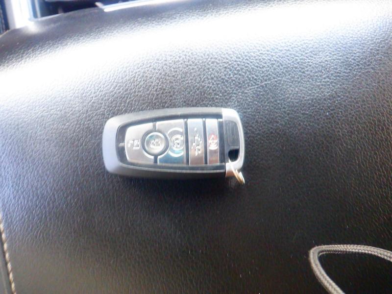 Ford F-250 Sdcrew Lariat 4X4 - Thumbnail 19