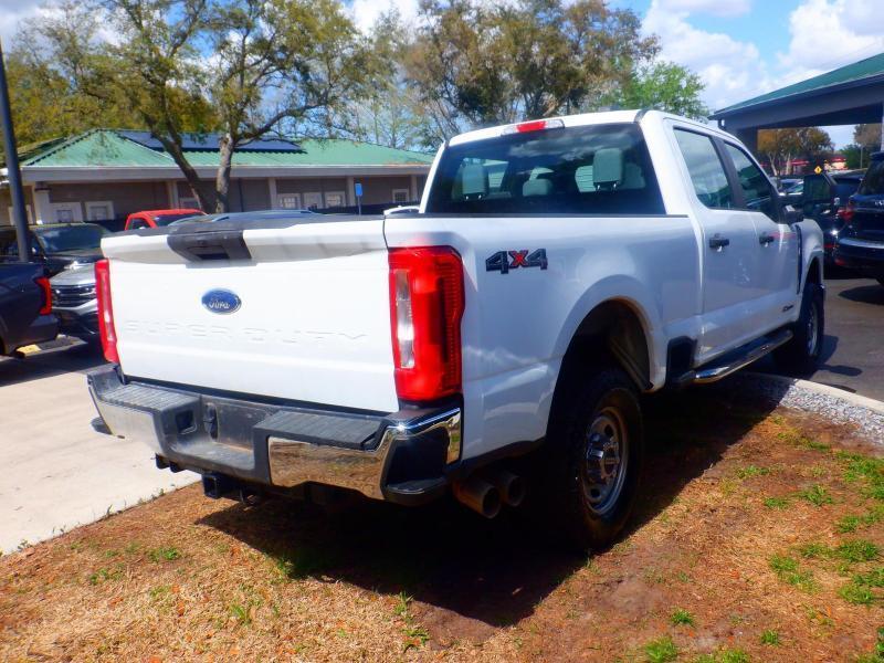 Ford F-250 Sdcrew Xl 4X4 - Thumbnail 7