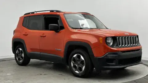Jeep Renegade Sport - Thumbnail 4