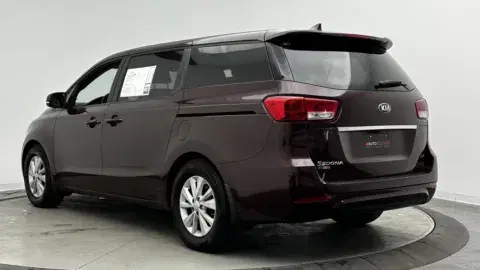 Kia Sedona Lx - Thumbnail 6