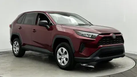 Toyota Rav4 Le - Thumbnail 4