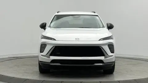 Buick Envision Sport Touring - Thumbnail 3