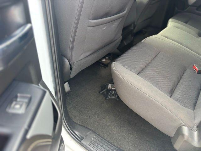 Chevrolet Silverado 1500 - Thumbnail 19