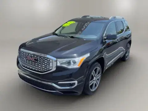 GMC Acadia Denali Sport Utility 4D - Thumbnail 3