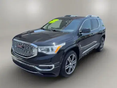 GMC Acadia Denali Sport Utility 4D - Thumbnail 5