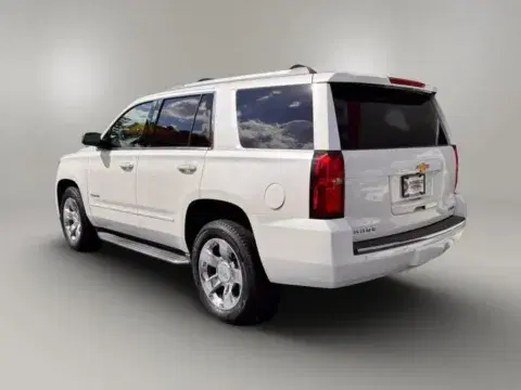 Chevrolet Tahoe Premier Sport Utility 4D - Thumbnail 4