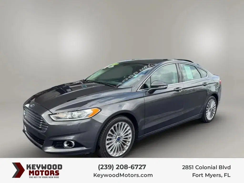 Ford Fusion Titanium Sedan 4D - Thumbnail 2