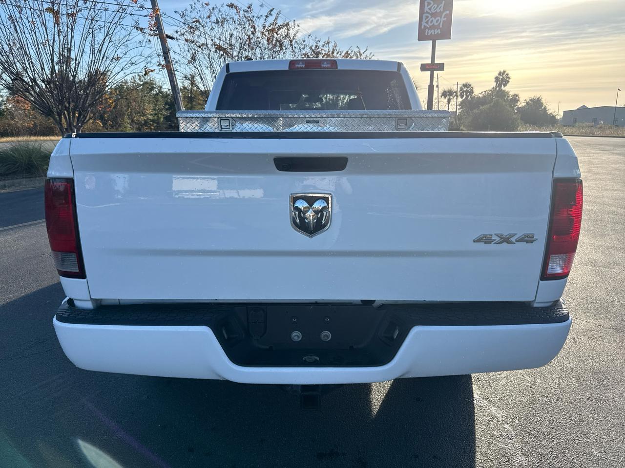 Ram 1500 Classictradesman 4X4 Crew Cab 6'4" Box - Thumbnail 6