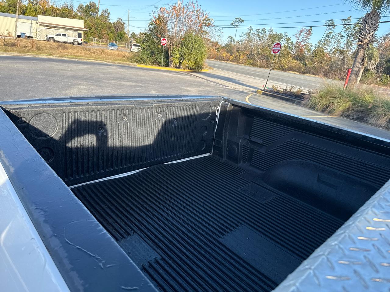 Ram 1500 Classictradesman 4X4 Crew Cab 6'4" Box - Thumbnail 10