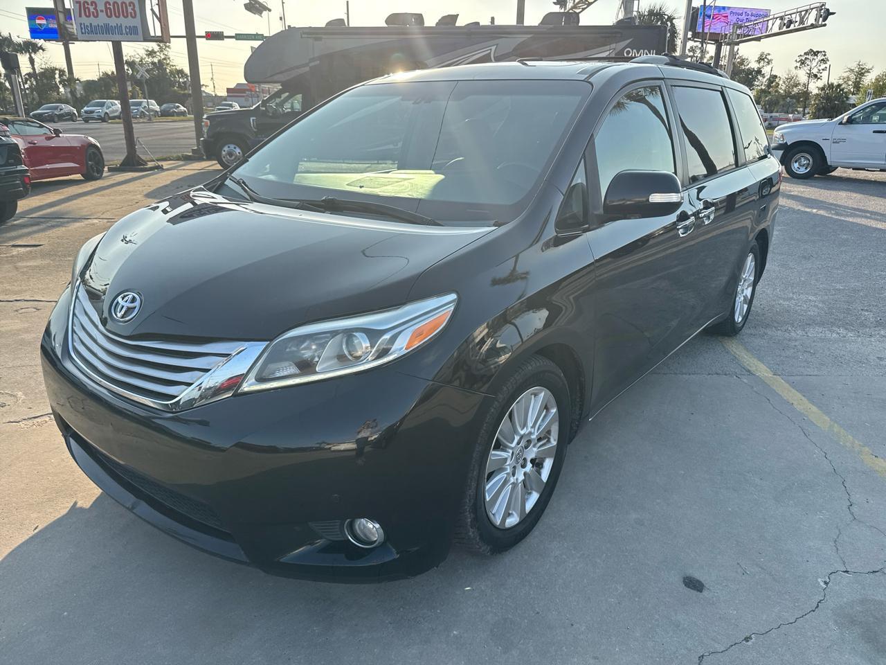 Toyota Sienna5Dr 8-Pass Van Xle Premium Fwd (Natl) - Thumbnail 3