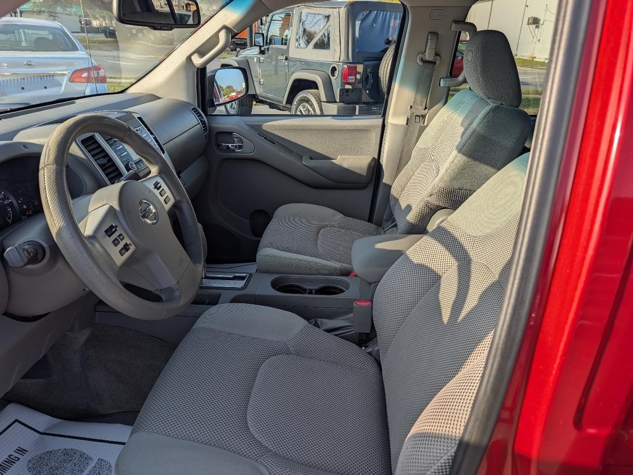 Nissan Frontier2Wd Crew Cab Swb Auto Sv - Thumbnail 5