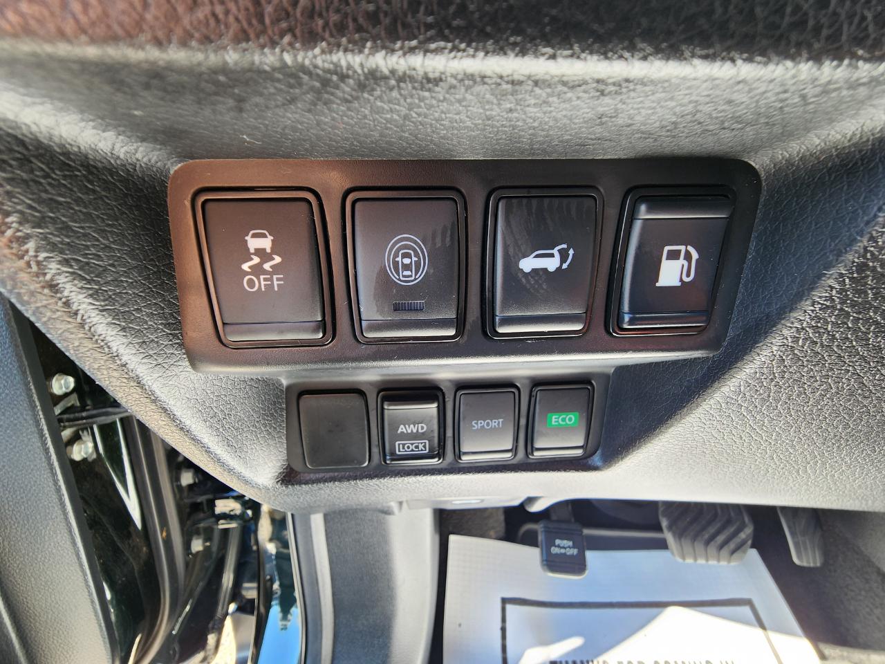 Nissan Rogueawd Sv - Thumbnail 14