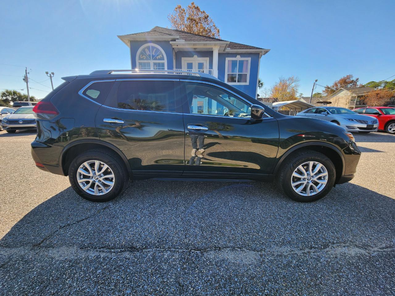 Nissan Rogueawd Sv - Thumbnail 6