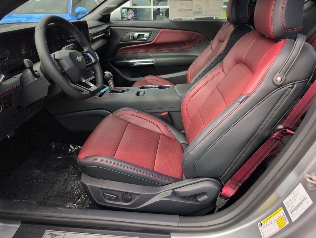 Ford Mustang Ecoboost® Premium Fastback - Thumbnail 15