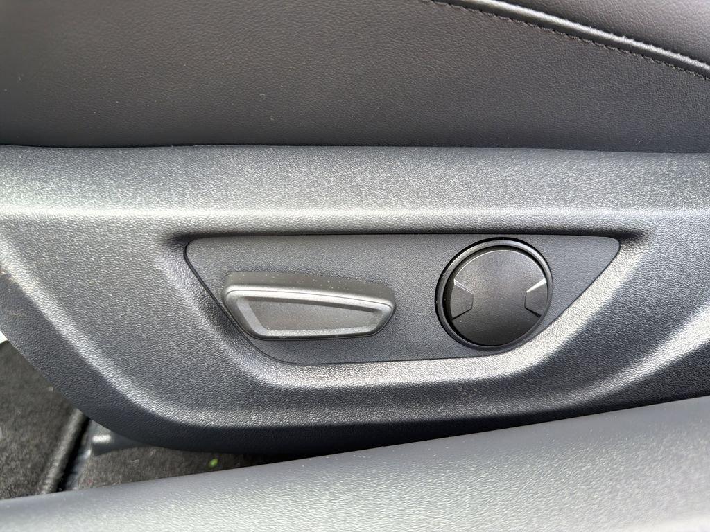 Ford Mustang Ecoboost® Premium Fastback - Thumbnail 14
