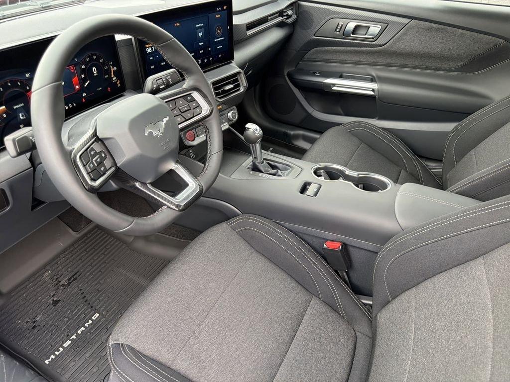 Ford Mustang Ecoboost® Fastback - Thumbnail 12