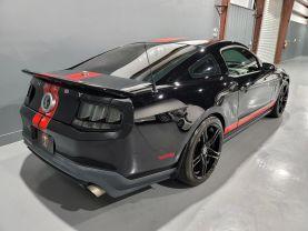 Ford Mustang - - Thumbnail 4