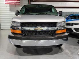 Chevrolet Express 3500 Passenger - - Thumbnail 3