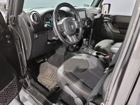 Jeep Wrangler Unlimited - - Thumbnail 12