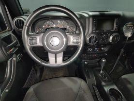 Jeep Wrangler Unlimited - - Thumbnail 11