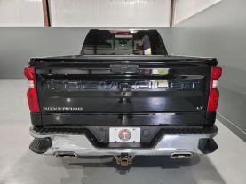 Chevrolet Silverado 1500 Crew Cab - - Thumbnail 5